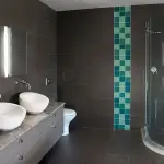 Arredare il bagno con design classico o moderno?