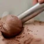 I mantecatori e gli altri strumenti che non devono mancare in una gelateria