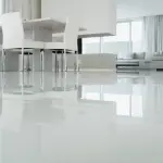 Come si realizza la posa di un pavimento in resina