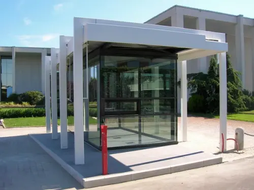 Tipologie di sistemi di porte commerciali